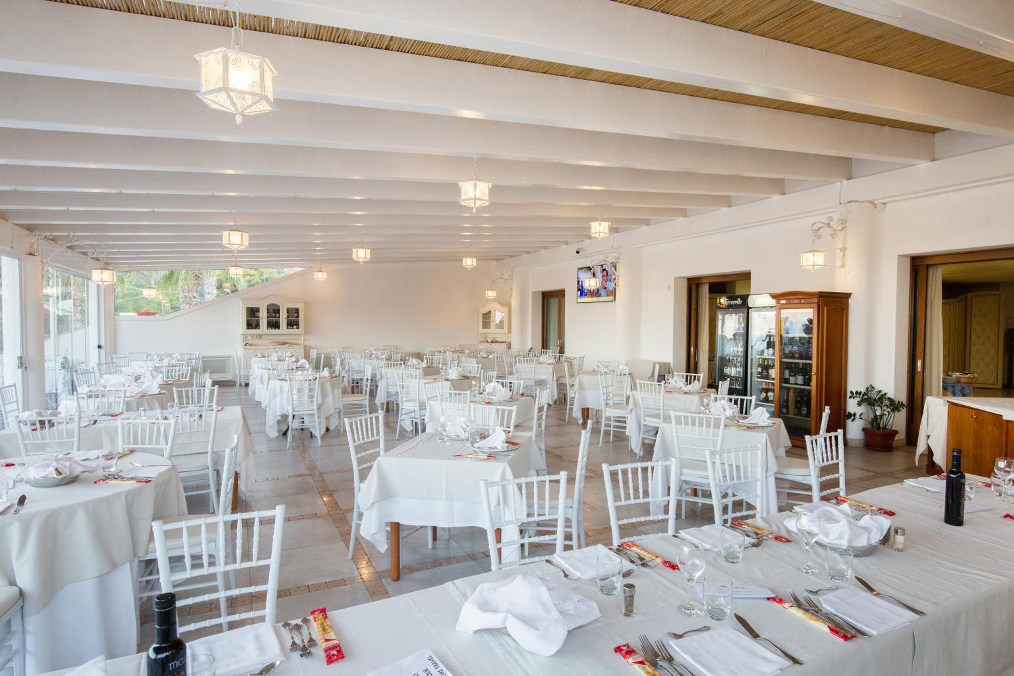 Hotel Tritone Lipari Exterior foto